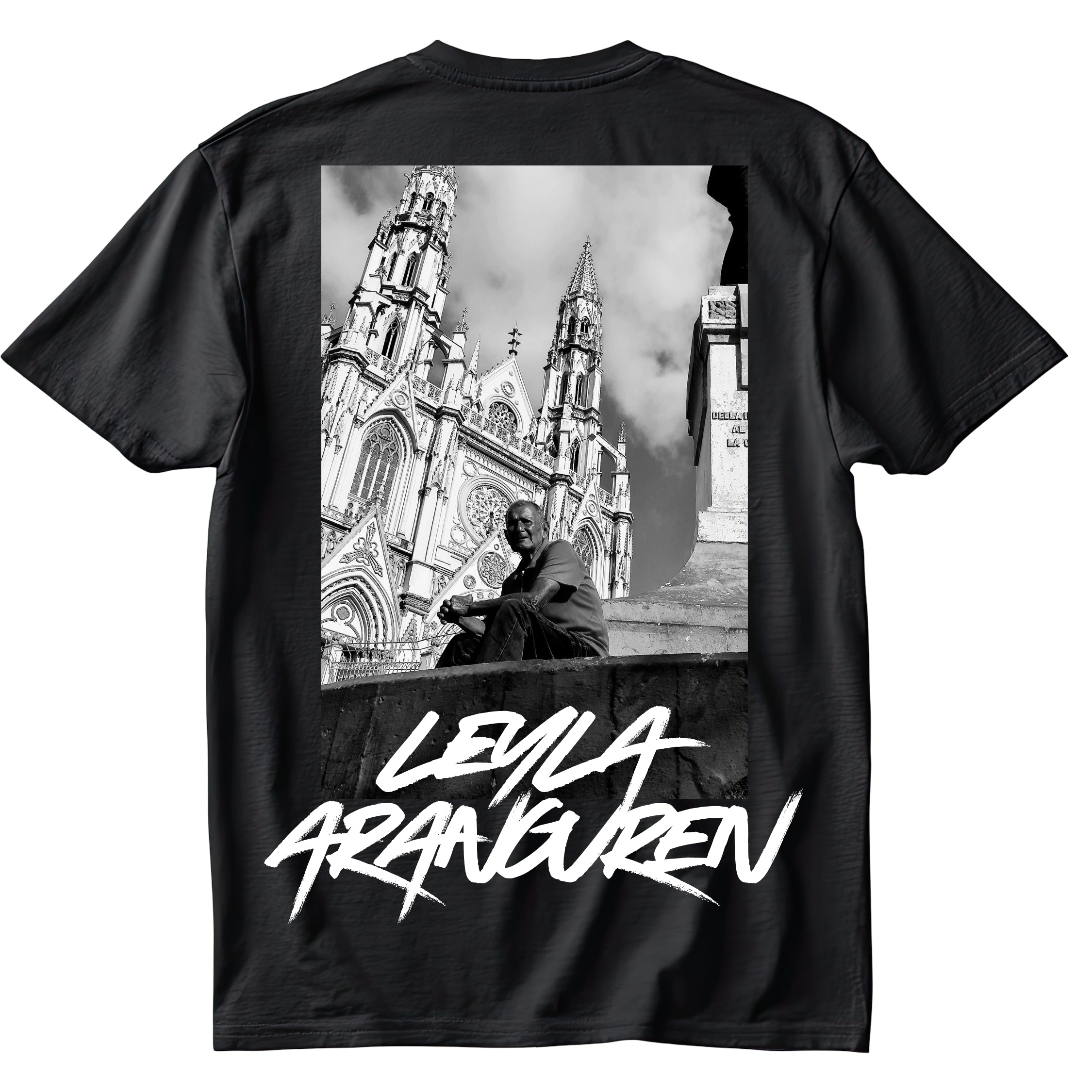 VersOne X Leyla